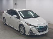 プリウス PHV サムネイル