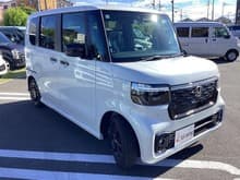 N-BOX カスタム サムネイル