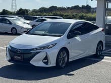 プリウス PHV サムネイル