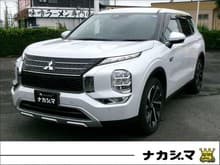 アウトランダー PHEV サムネイル