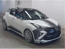 C-HR サムネイル
