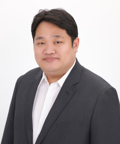 スタッフ紹介 おトクにマイカー 定額カルモくん