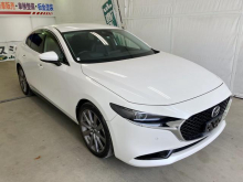 ＭＡＺＤＡ３セダン