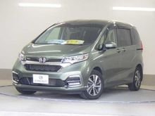 フリードハイブリッド