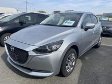 MAZDA2