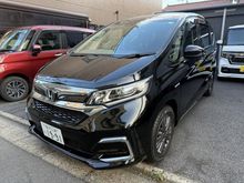 フリードハイブリッド