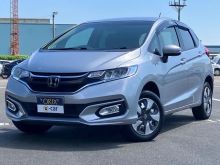 フィット ハイブリッド 4WD