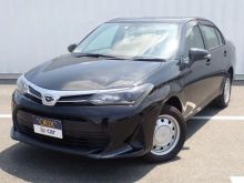 カローラアクシオ　４ＷＤ