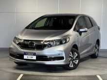 シャトル　ハイブリッド　４ＷＤ