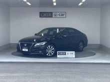 クラウン　セダン　ハイブリッド