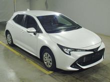 カローラスポーツ