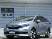 シャトル　ハイブリッド　４ＷＤ