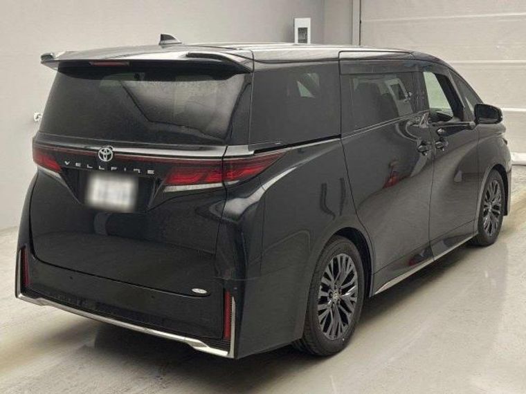 中古車カーリース トヨタ ヴェルファイア 2025年式 クロ 走行距離431km 