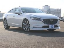 ＭＡＺＤＡ６セダン