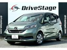 フリードハイブリッド