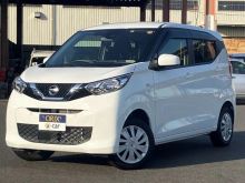 デイズ　４ＷＤ