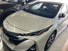 プリウスＰＨＶ