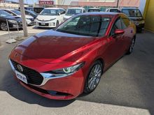 MAZDA3セダン