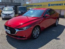 MAZDA3セダン