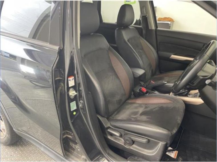 carousel-main-5