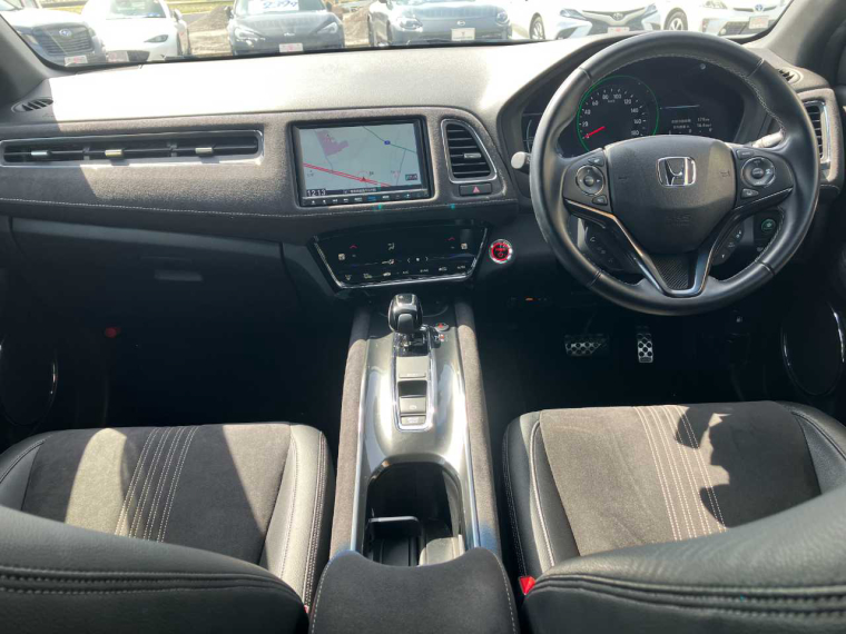 carousel-main-2