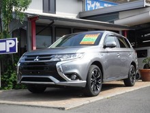 アウトランダー PHEV