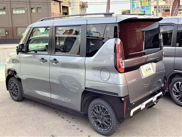 carousel-main-4
