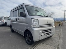 エブリイ
