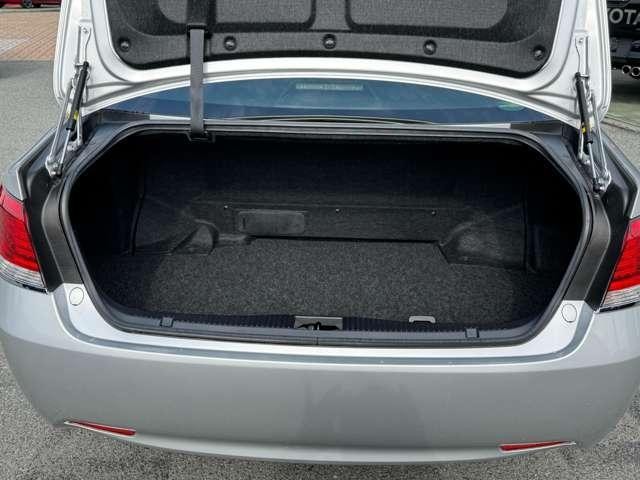 carousel-main-8