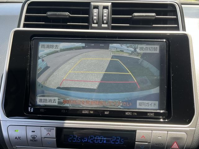 carousel-main-7