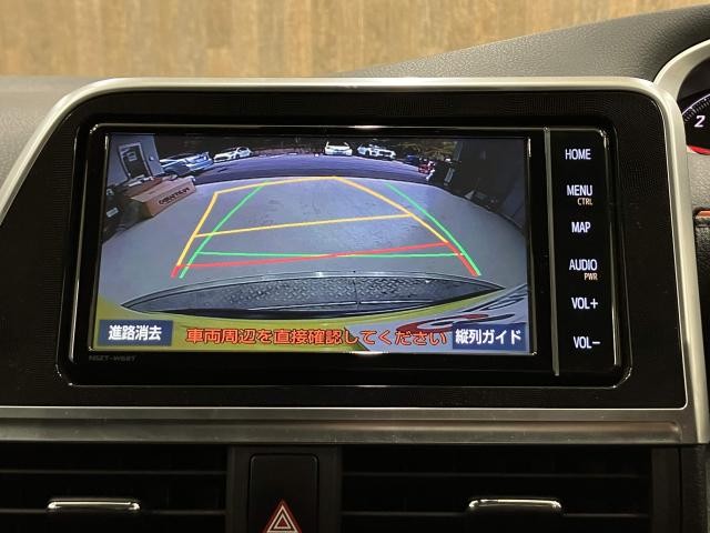 carousel-main-5