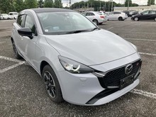 MAZDA2