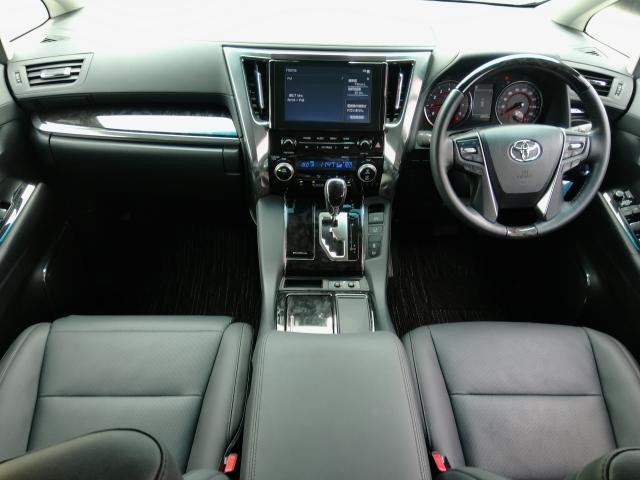 carousel-main-3