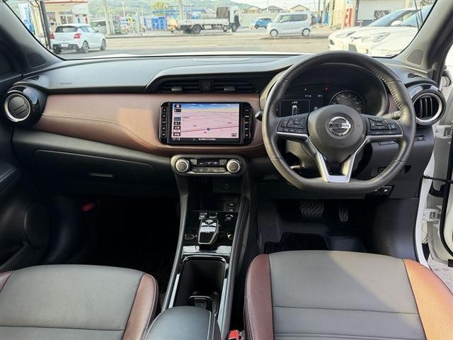 carousel-main-7