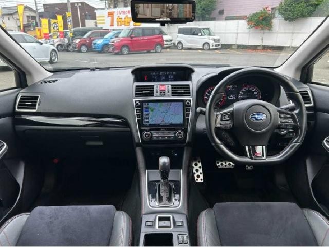 carousel-main-12