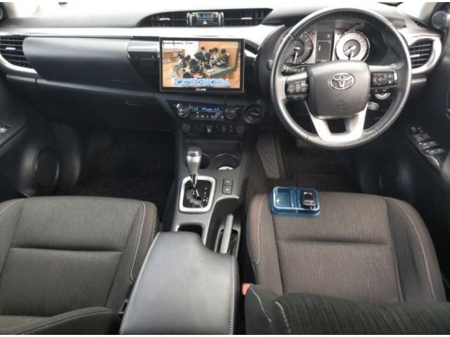 carousel-main-3
