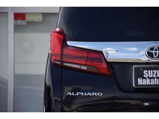 carousel-main-12