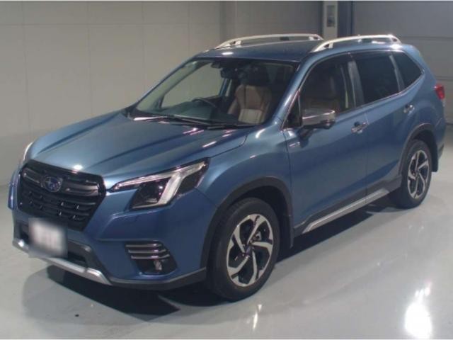 中古車カーリース スバル フォレスター 2023年式 ブルー 走行距離