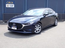 MAZDA3 セダン