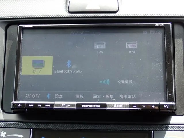 carousel-main-5