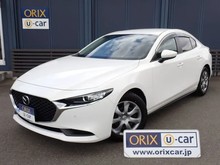 MAZDA3 セダン